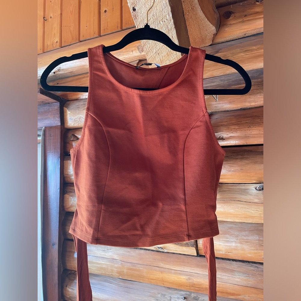 Lulus Let's Tie It Rust Orange Tie-Back Cropped Tank Top- NEW WITH TAGS.